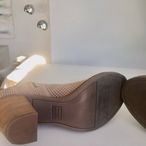 TOMS Bootie Majorca stucco suede brown peeptoe zipper ankle size 7 - Picture 9 of 16